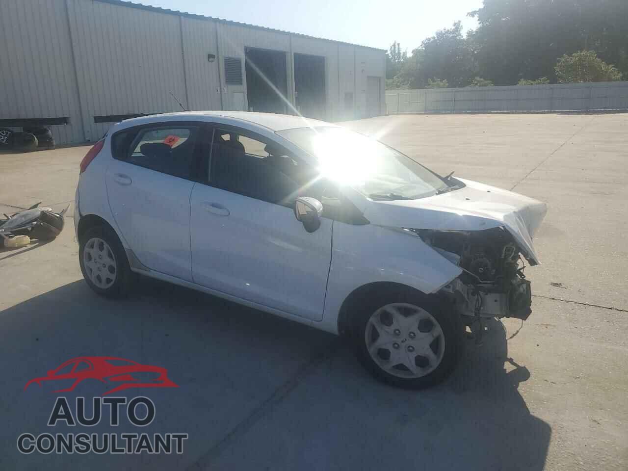 FORD FIESTA 2013 - 3FADP4EJ2DM147371