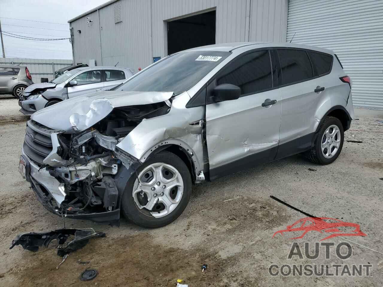 FORD ESCAPE 2018 - 1FMCU0F77JUB05050