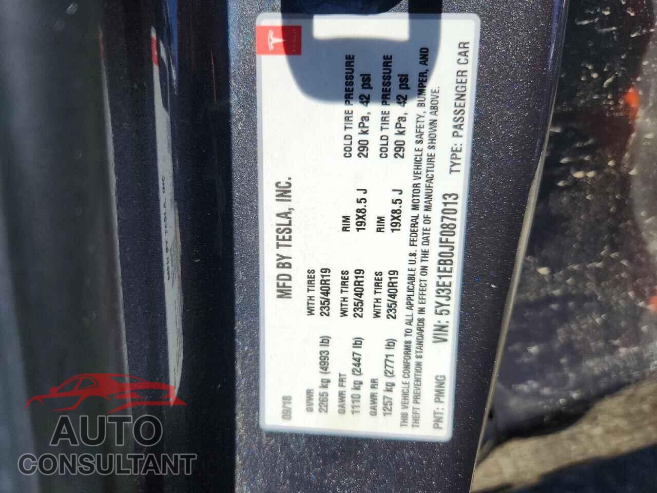 TESLA MODEL 3 2018 - 5YJ3E1EB0JF087013