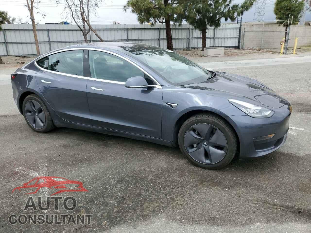 TESLA MODEL 3 2018 - 5YJ3E1EB5JF150719