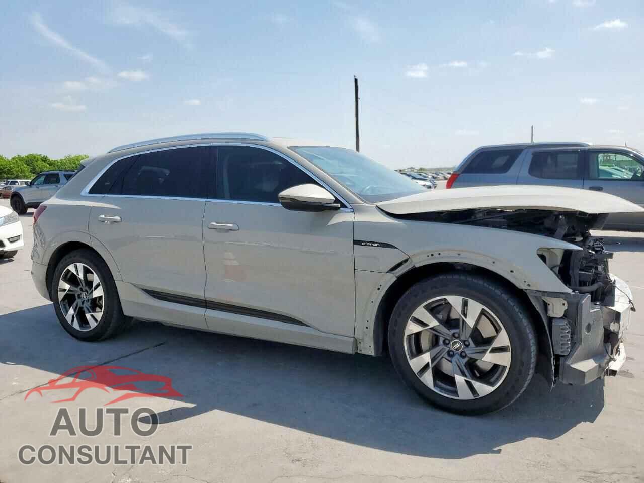 AUDI E-TRON 2022 - WA1AAAGEXNB023977