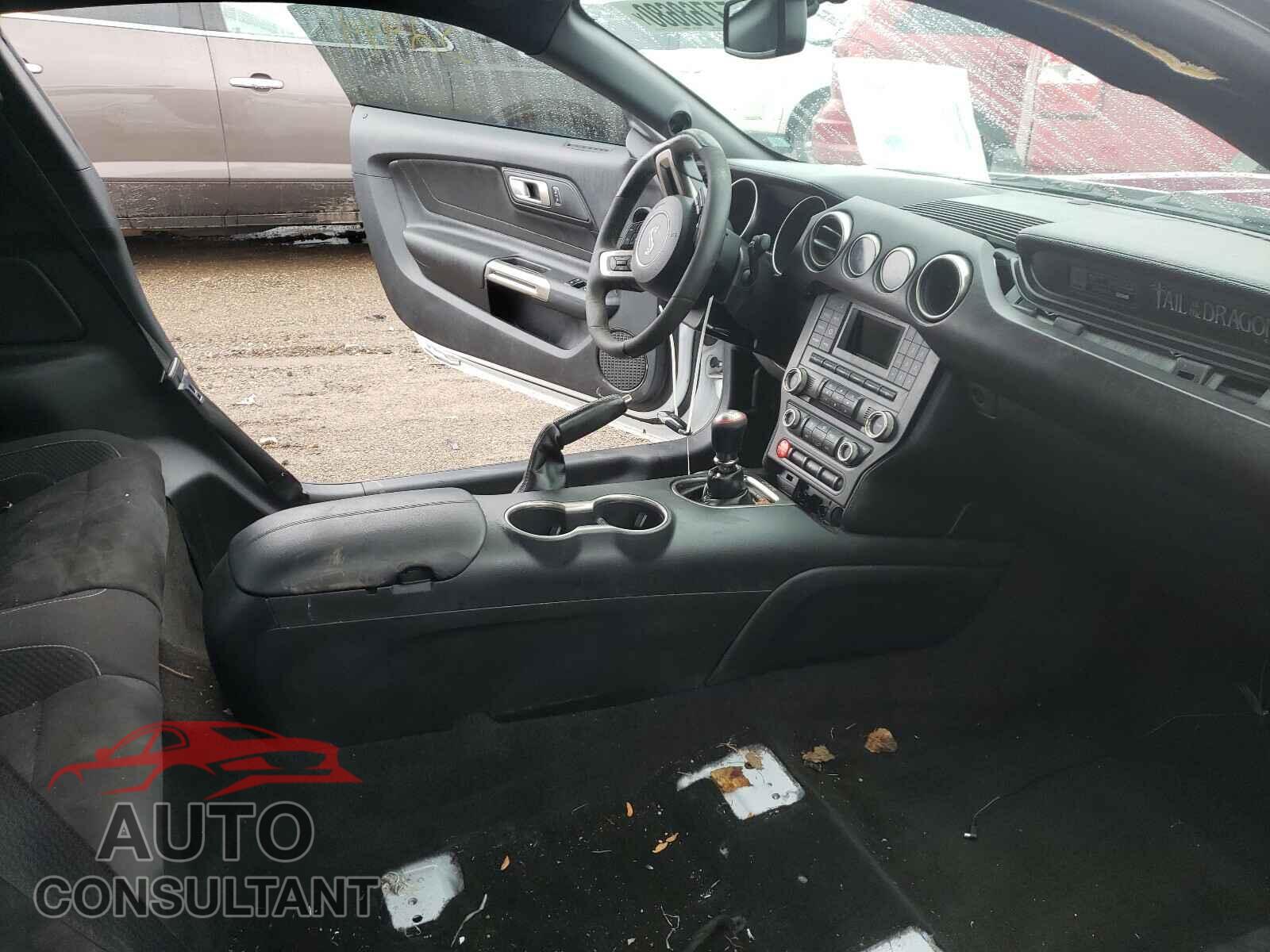 FORD MUSTANG 2016 - 1FA6P8JZ5G5521106
