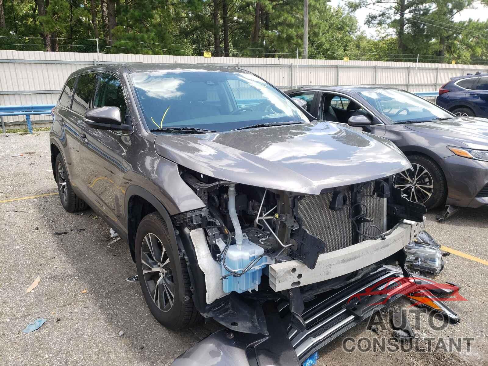 TOYOTA HIGHLANDER 2019 - 5TDBZRFHXKS963164