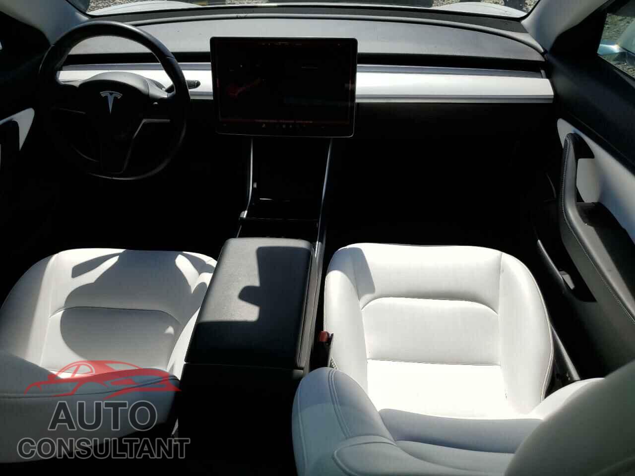 TESLA MODEL 3 2019 - 5YJ3E1EB4KF407015