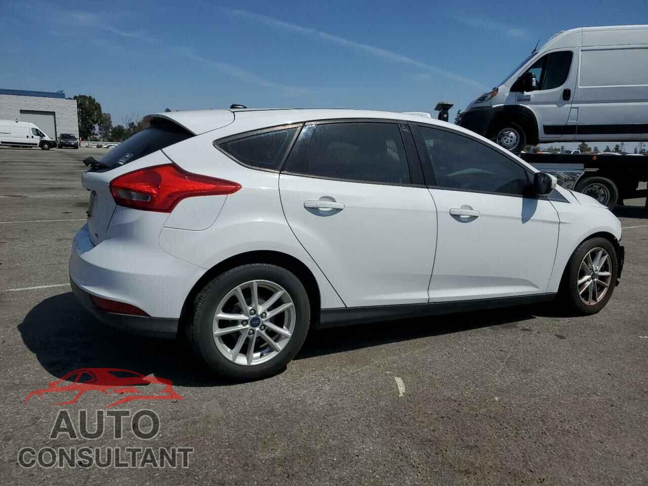 FORD FOCUS 2017 - 1FADP3K26HL223348