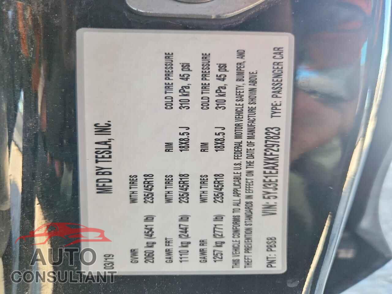 TESLA MODEL 3 2019 - 5YJ3E1EAXKF297823