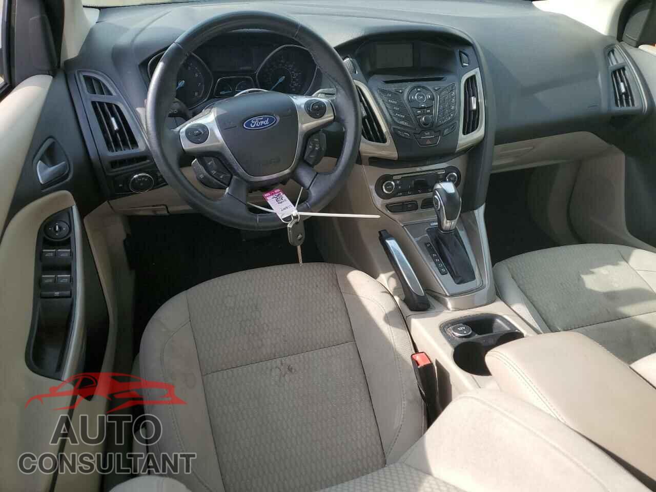 FORD FOCUS 2012 - 1FAHP3M27CL200877