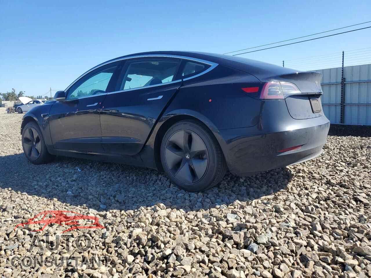 TESLA MODEL 3 2018 - 5YJ3E1EA8JF123151