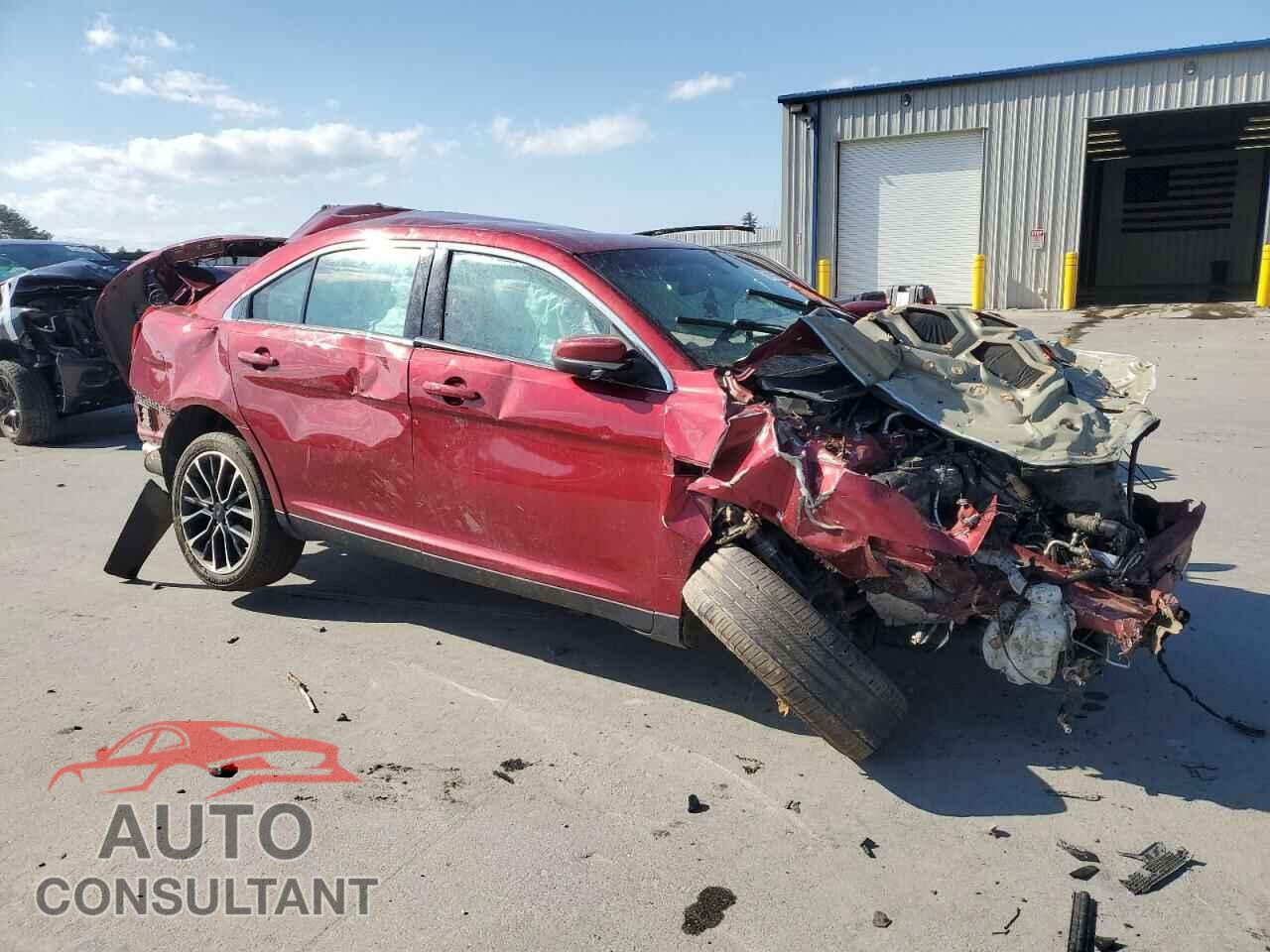 FORD TAURUS 2018 - 1FAHP2E84JG134243