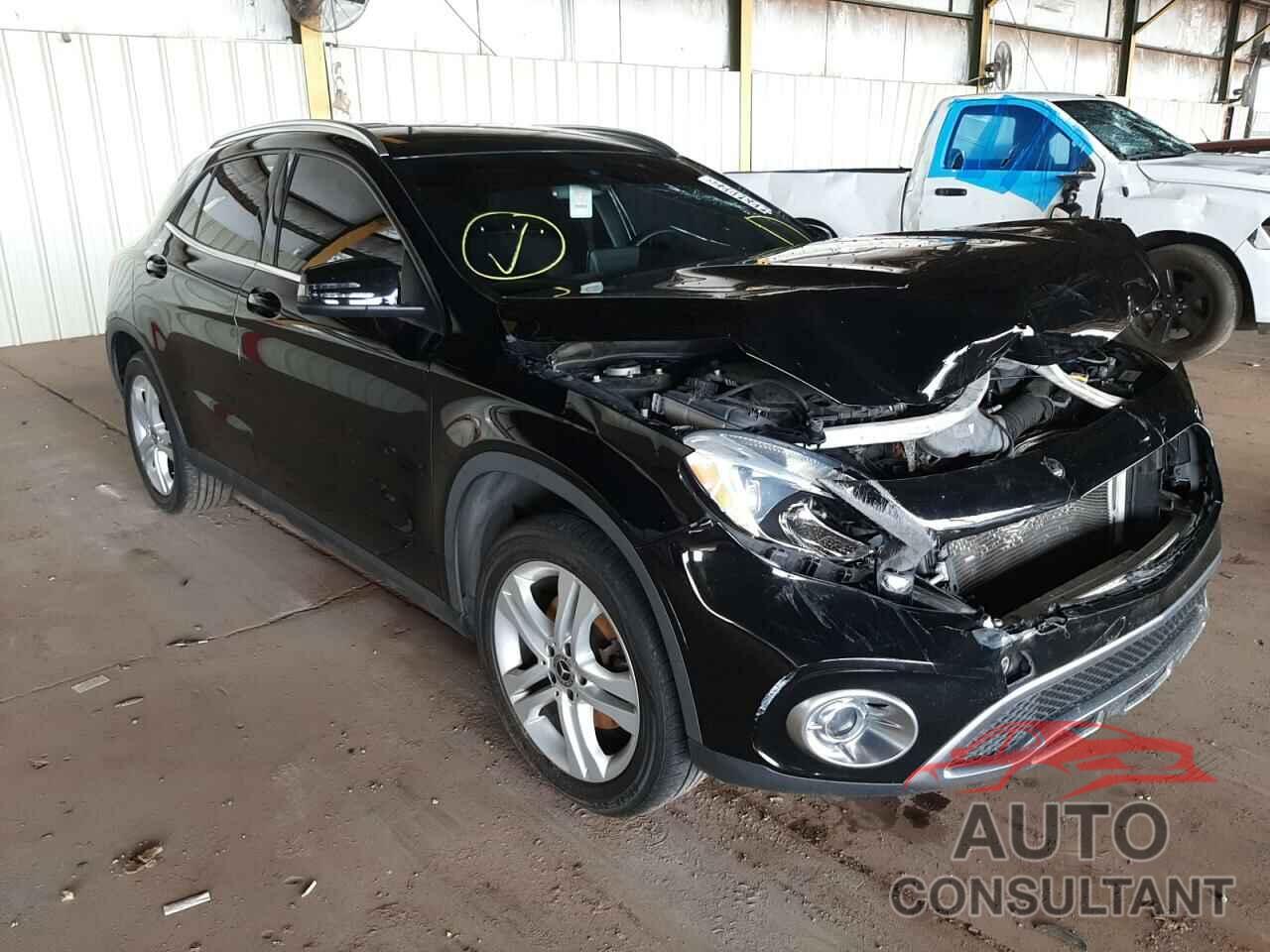 MERCEDES-BENZ GLA-CLASS 2018 - WDCTG4EB4JJ434518