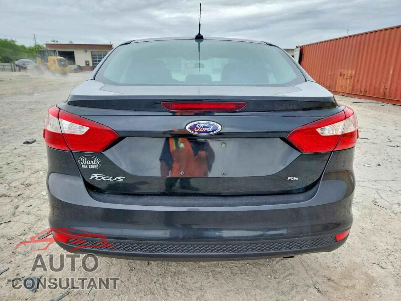 FORD FOCUS 2014 - 1FADP3F2XEL335866