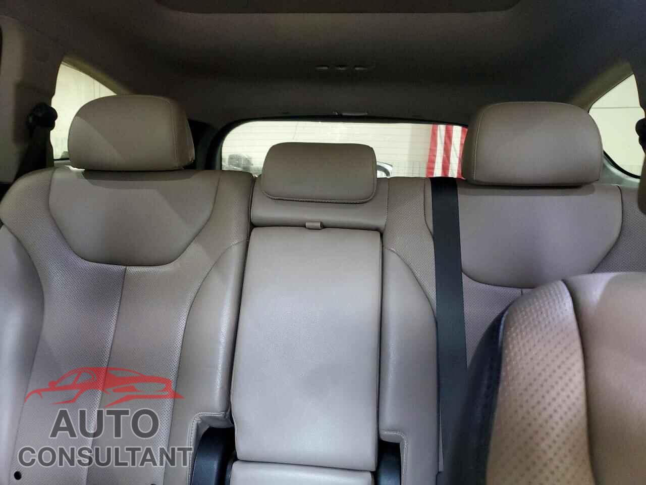 HYUNDAI SANTA FE 2019 - 5NMS53AA1KH025348
