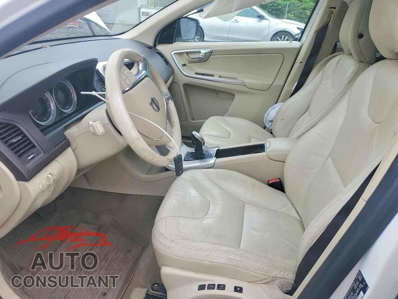 VOLVO XC60 2013 - YV4940DZ4D2424681