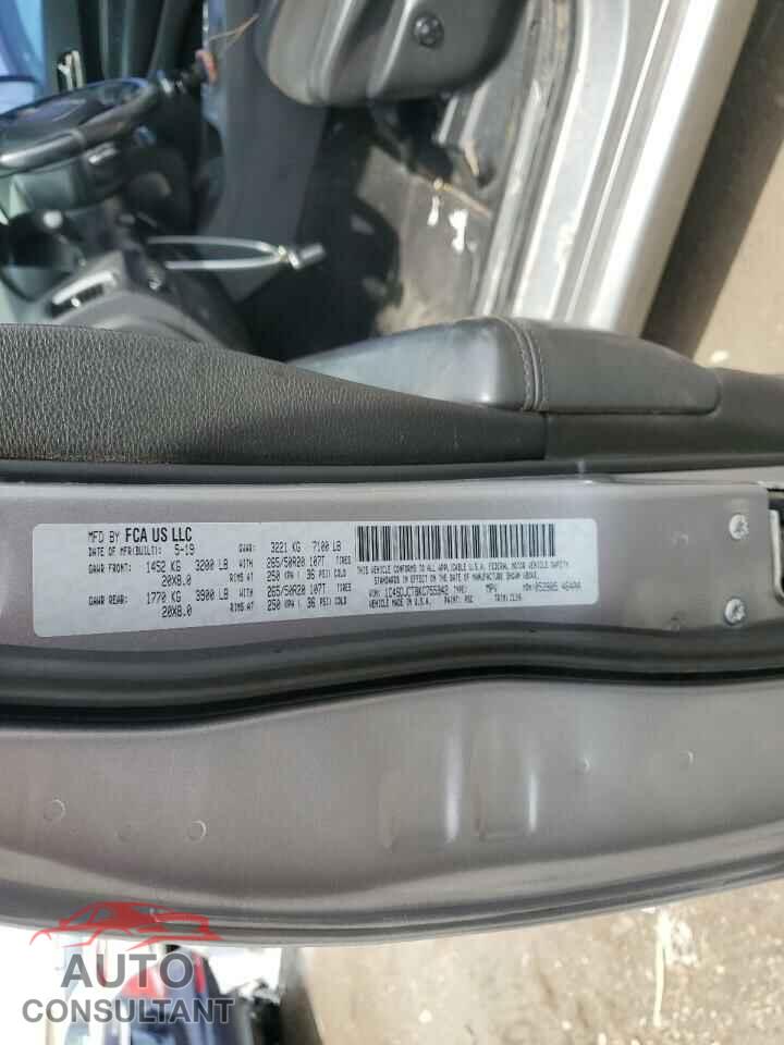 DODGE DURANGO 2019 - 1C4SDJCT8KC755942