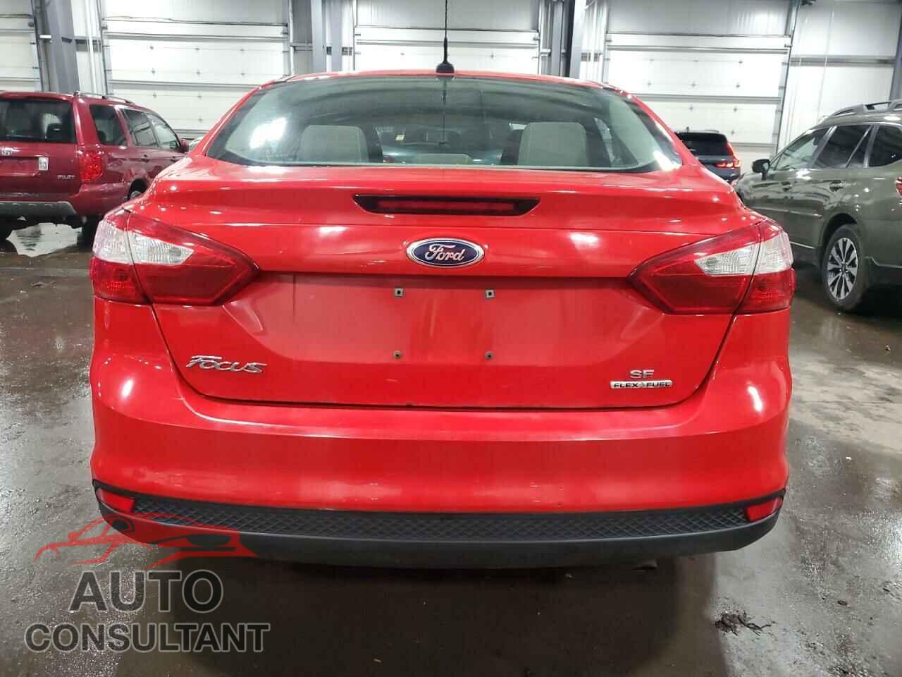 FORD FOCUS 2014 - 1FADP3F28EL230808