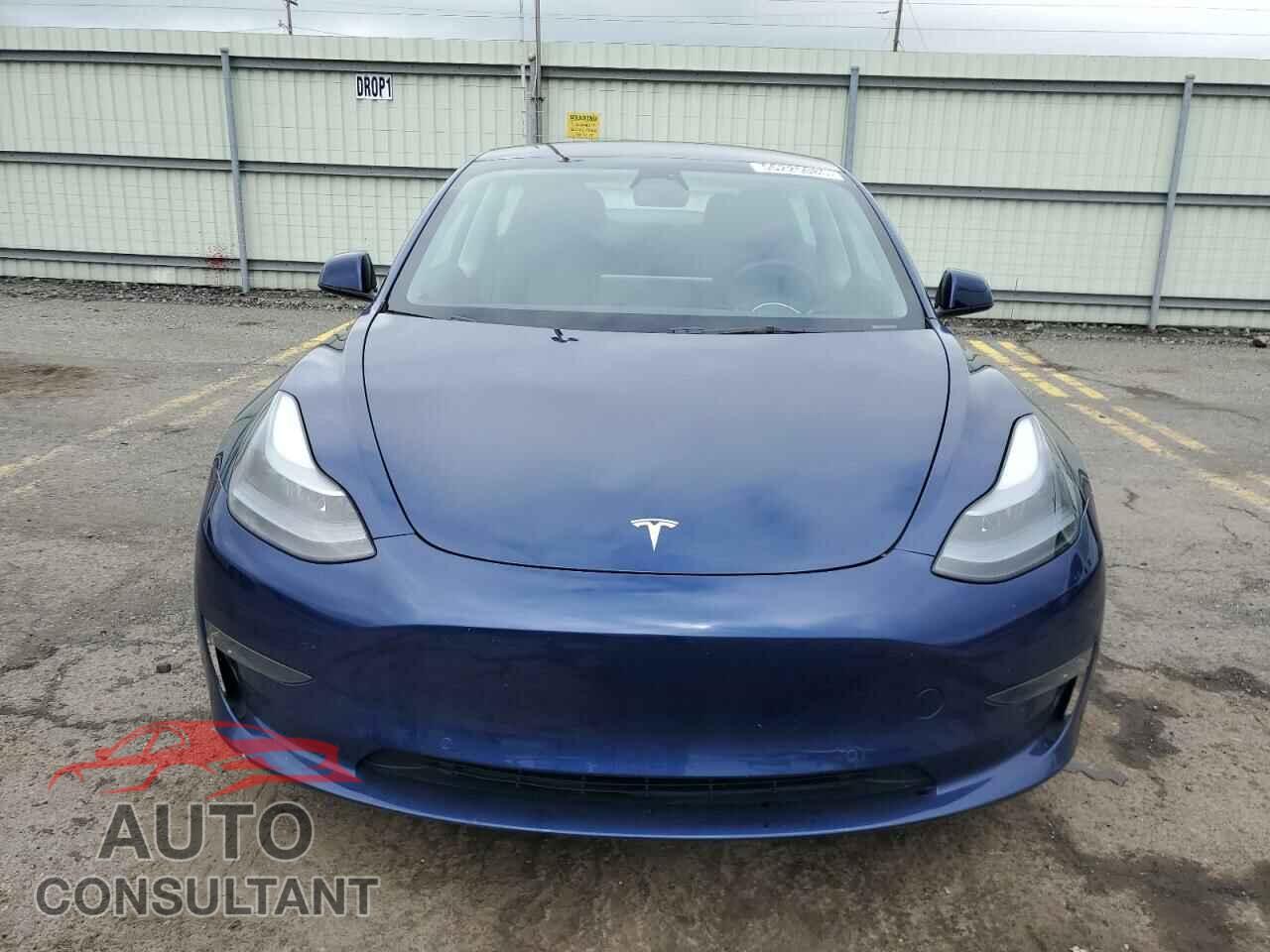 TESLA MODEL 3 2022 - 5YJ3E1EB8NF268219