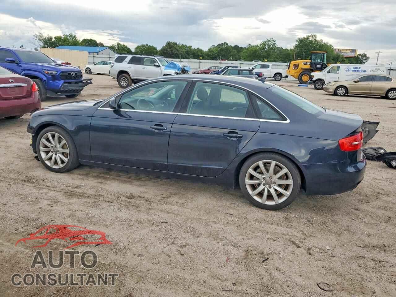 AUDI A4 2013 - WAUKFAFL1DN024201
