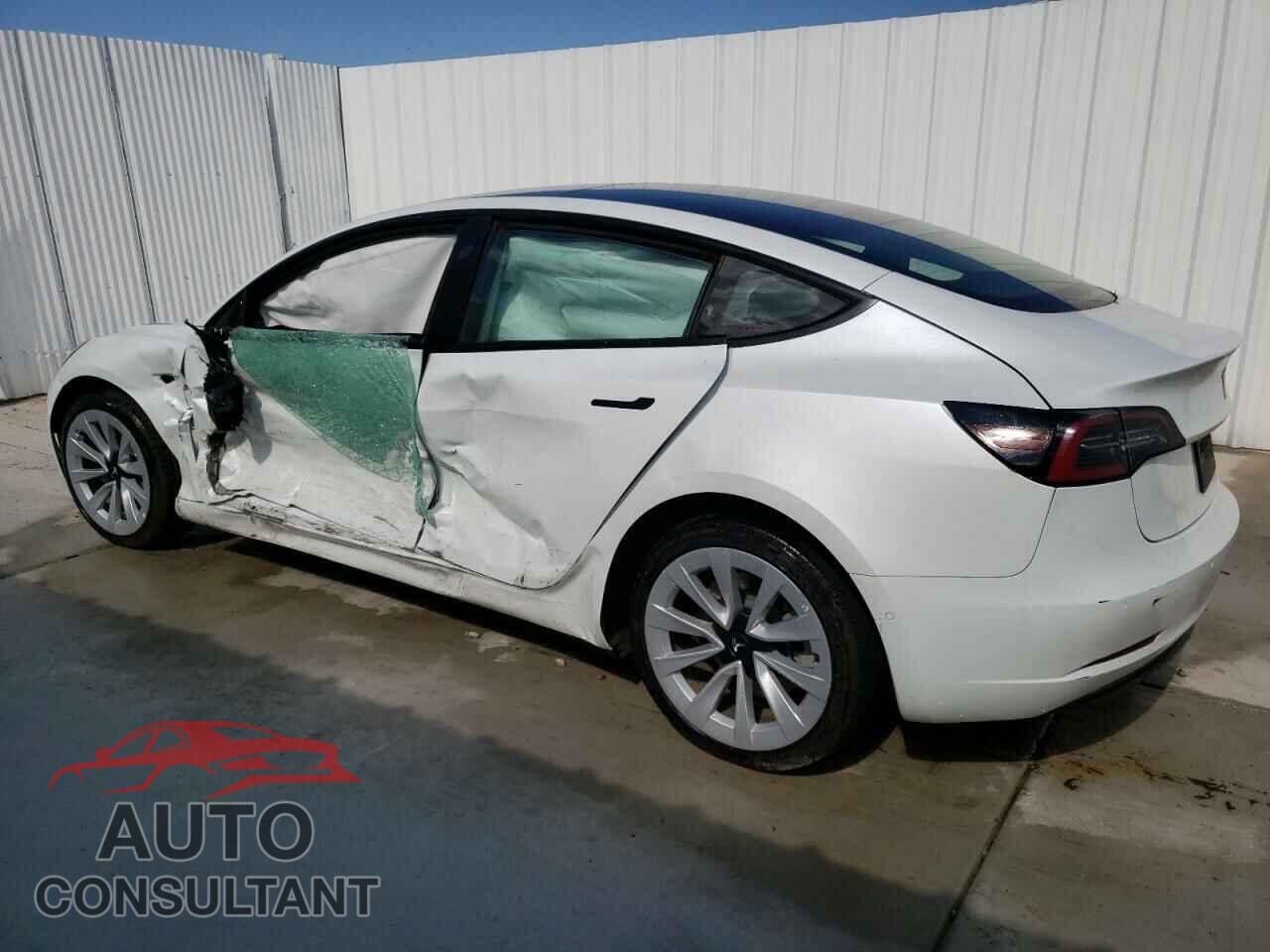 TESLA MODEL 3 2022 - 5YJ3E1EA5NF287771
