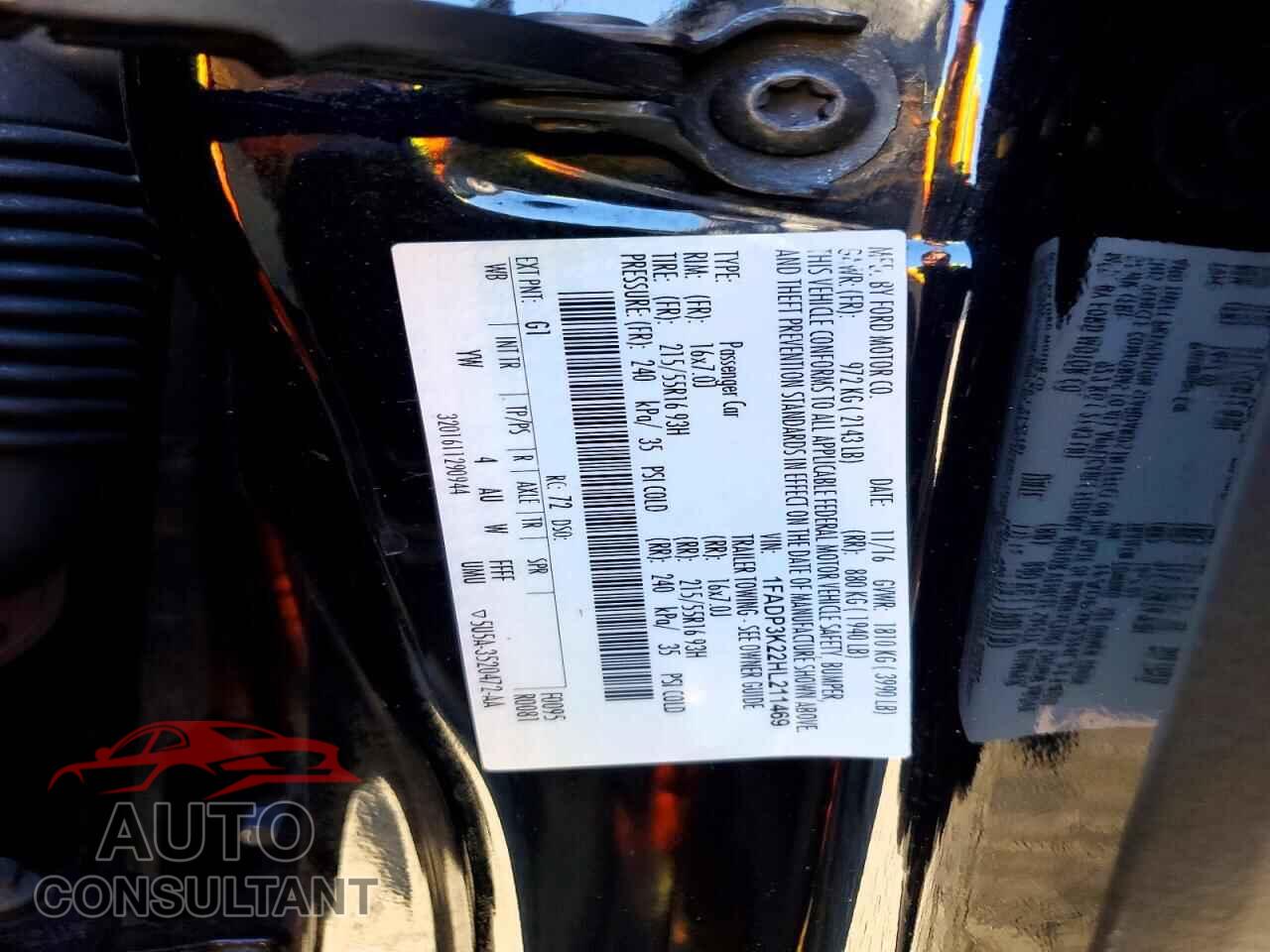 FORD FOCUS 2017 - 1FADP3K22HL211469