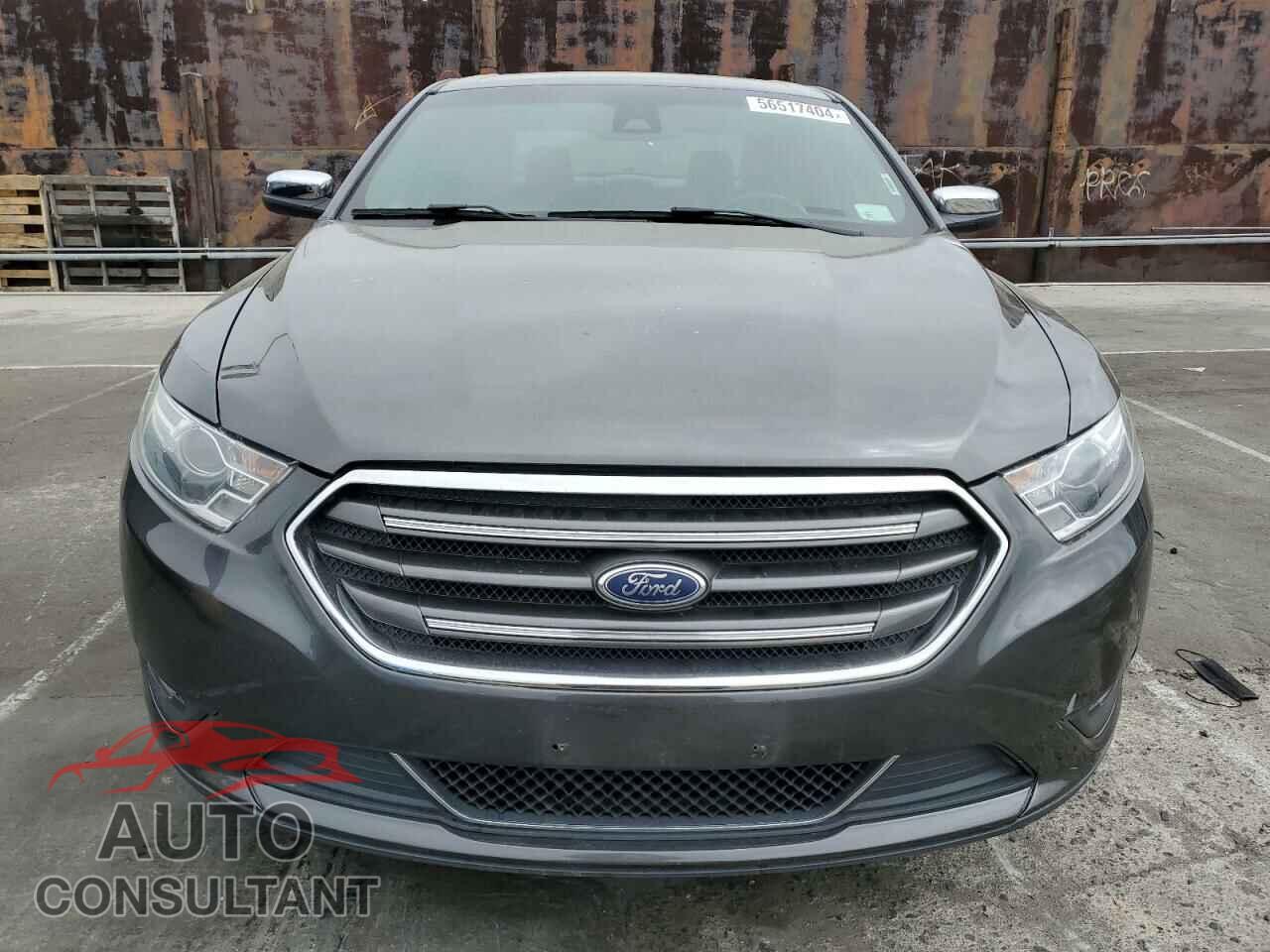 FORD TAURUS 2018 - 1FAHP2F89JG133457