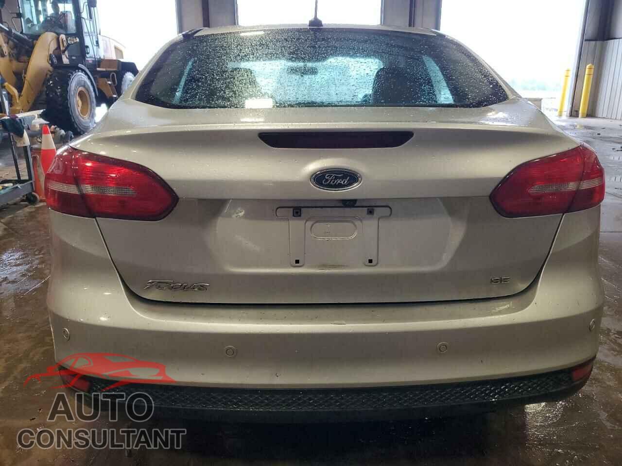 FORD FOCUS 2016 - 1FADP3F27GL396904