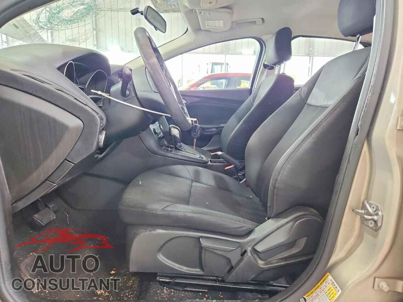 FORD FOCUS 2016 - 1FADP3F28GL341071