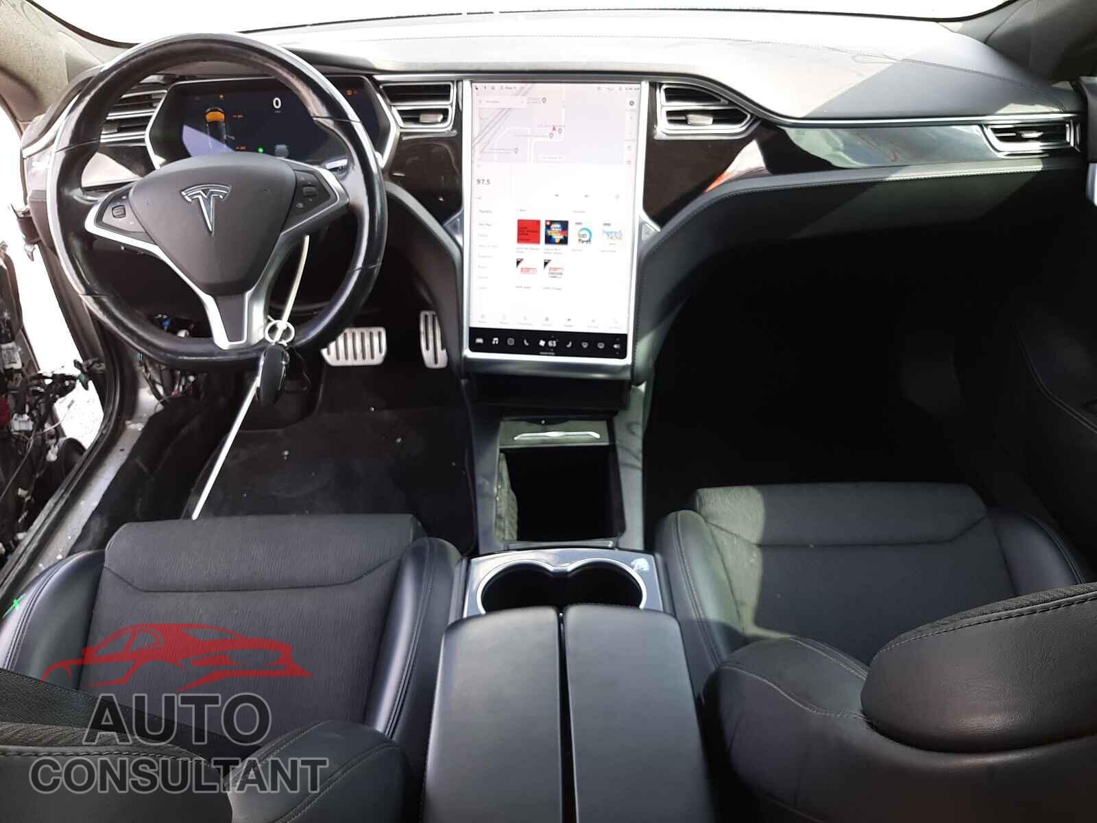 TESLA MODEL S 2017 - 5YJSA1E48HF188853