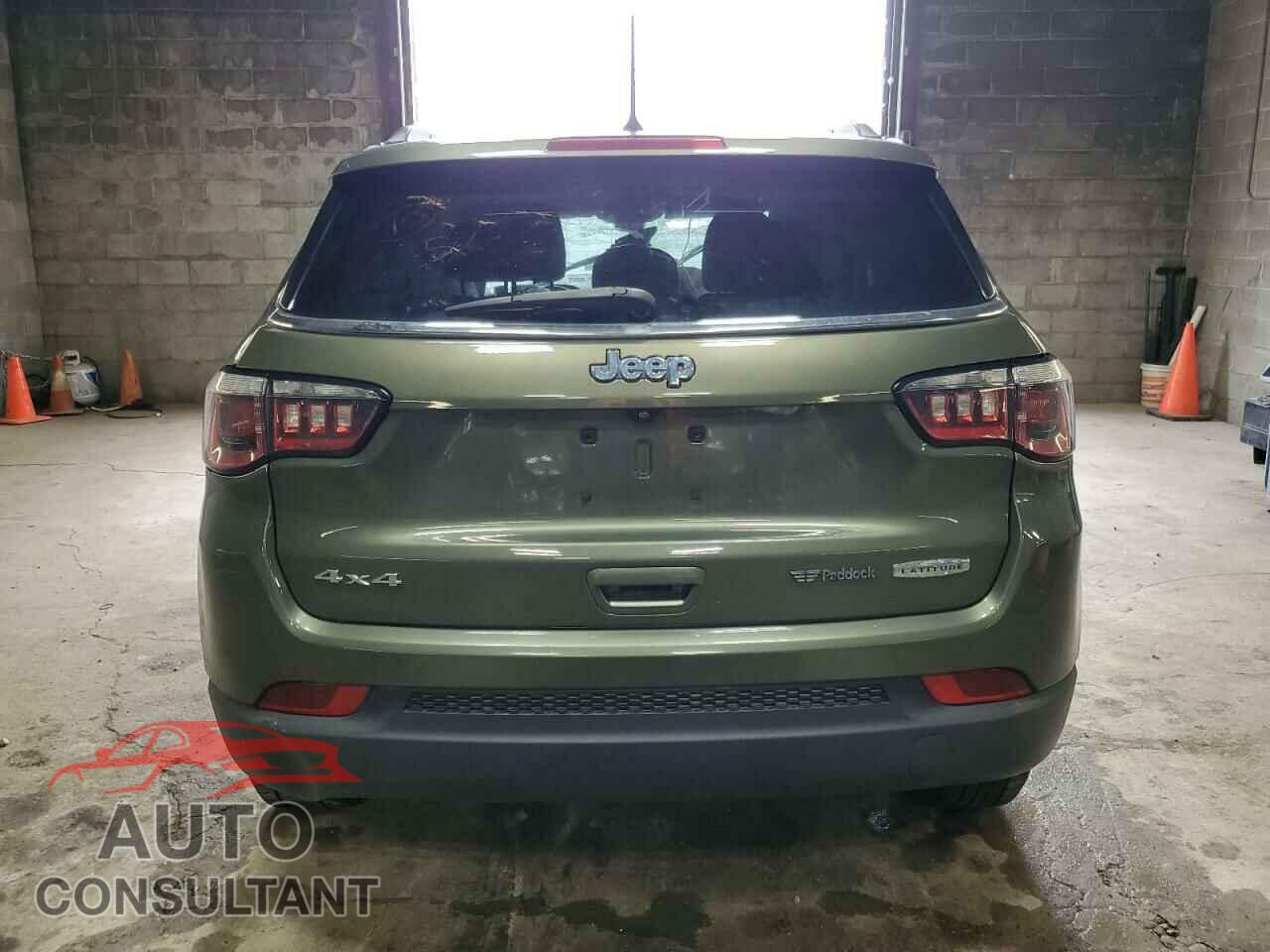 JEEP COMPASS 2018 - 3C4NJDBB0JT103643