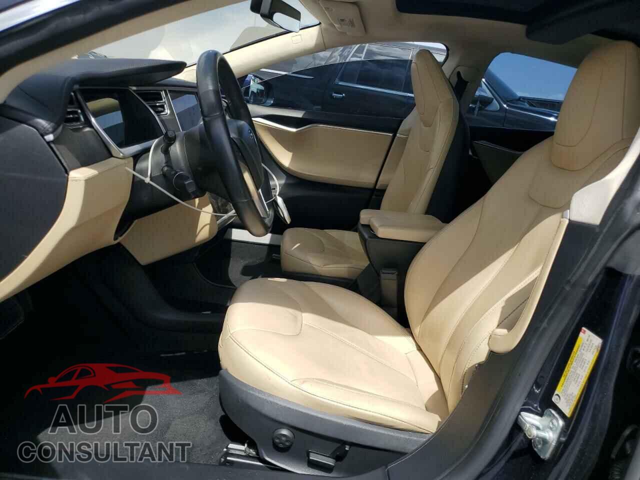 TESLA MODEL S 2013 - 5YJSA1CGXDFP08283