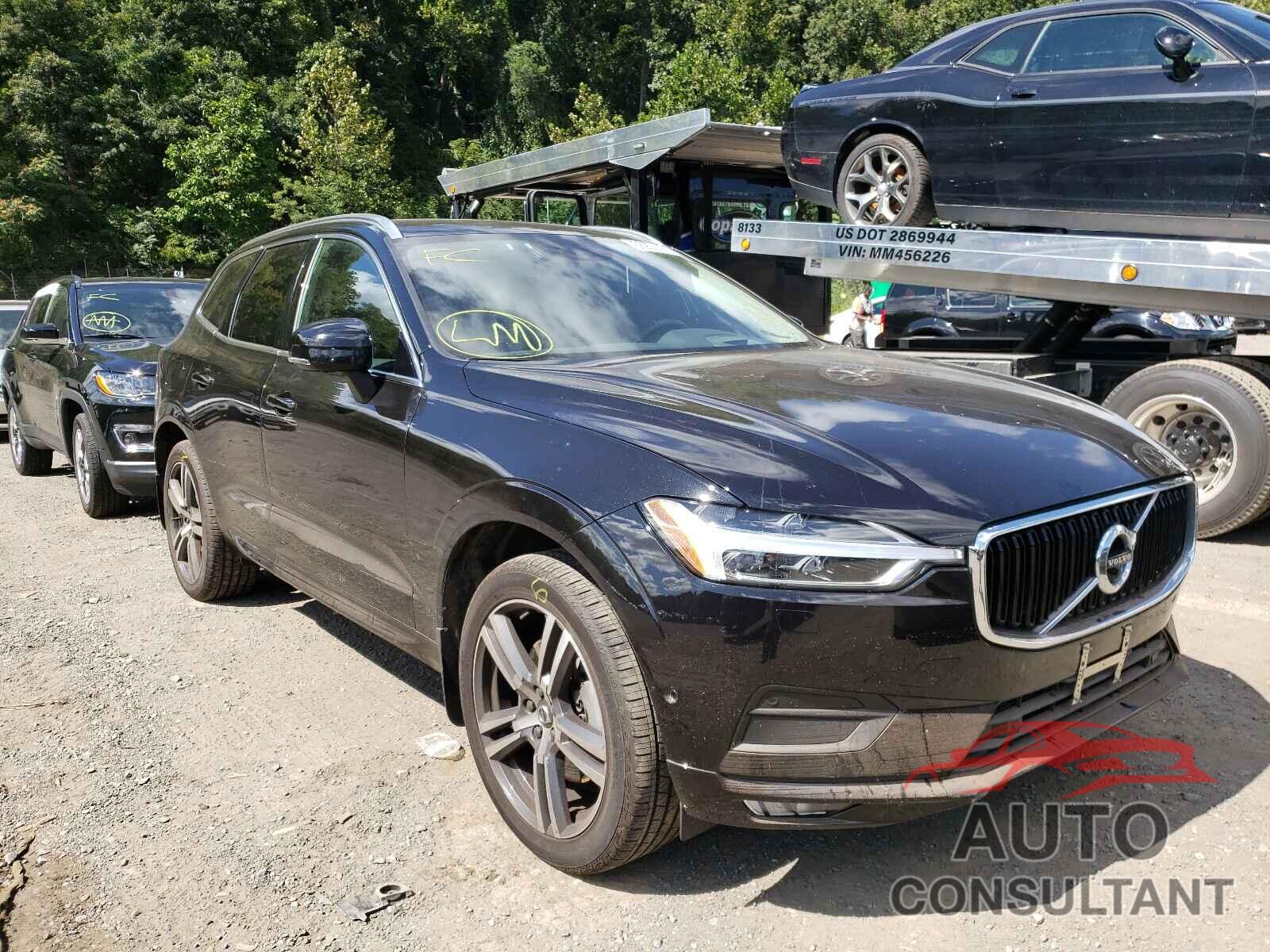 VOLVO XC60 2018 - YV4A22RK6J1084915