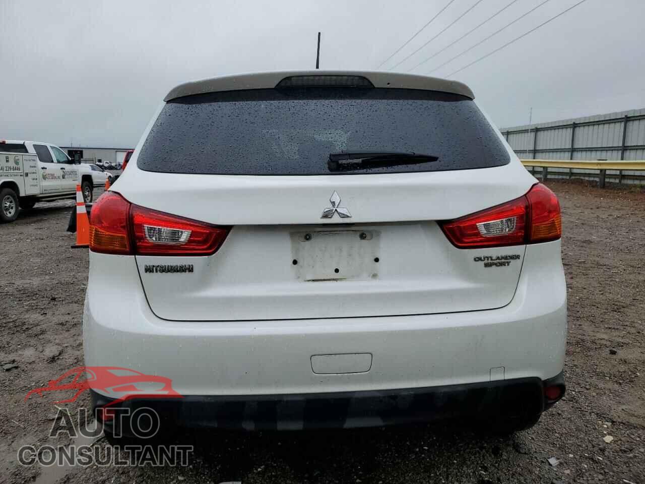 MITSUBISHI OUTLANDER 2014 - 4A4AP3AU2EE025794