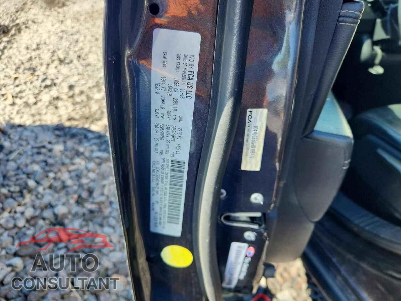 JEEP COMPASS 2017 - 1C4NJCEB5HD198772