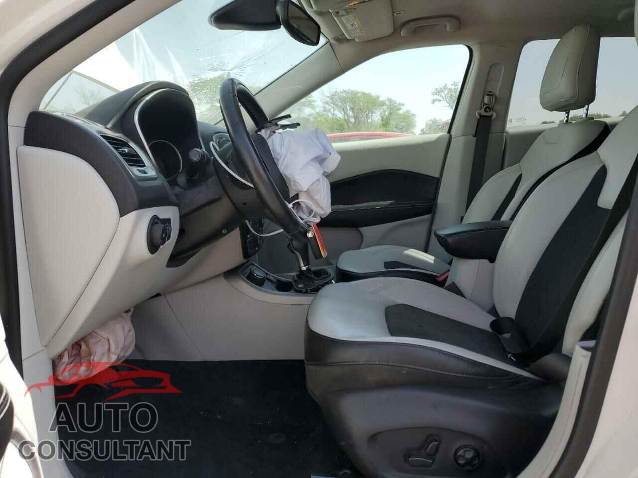 JEEP COMPASS 2018 - 3C4NJDBB2JT441352