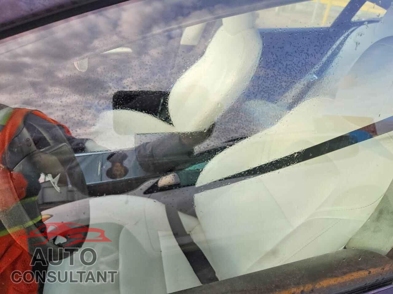 TESLA MODEL 3 2021 - 5YJ3E1EA3MF098714