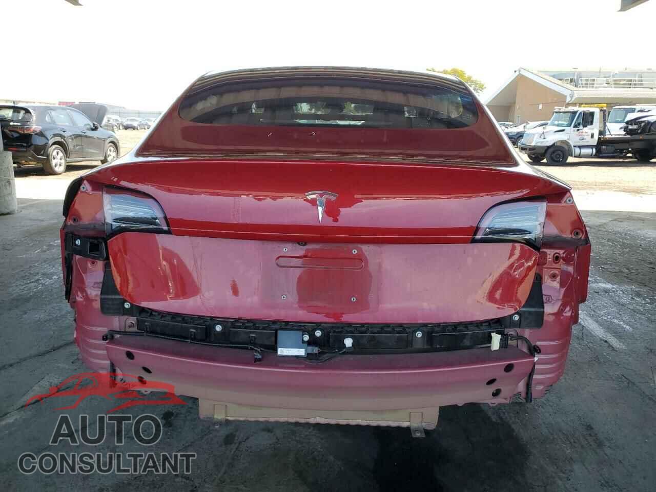 TESLA MODEL 3 2018 - 5YJ3E1EA1JF039947