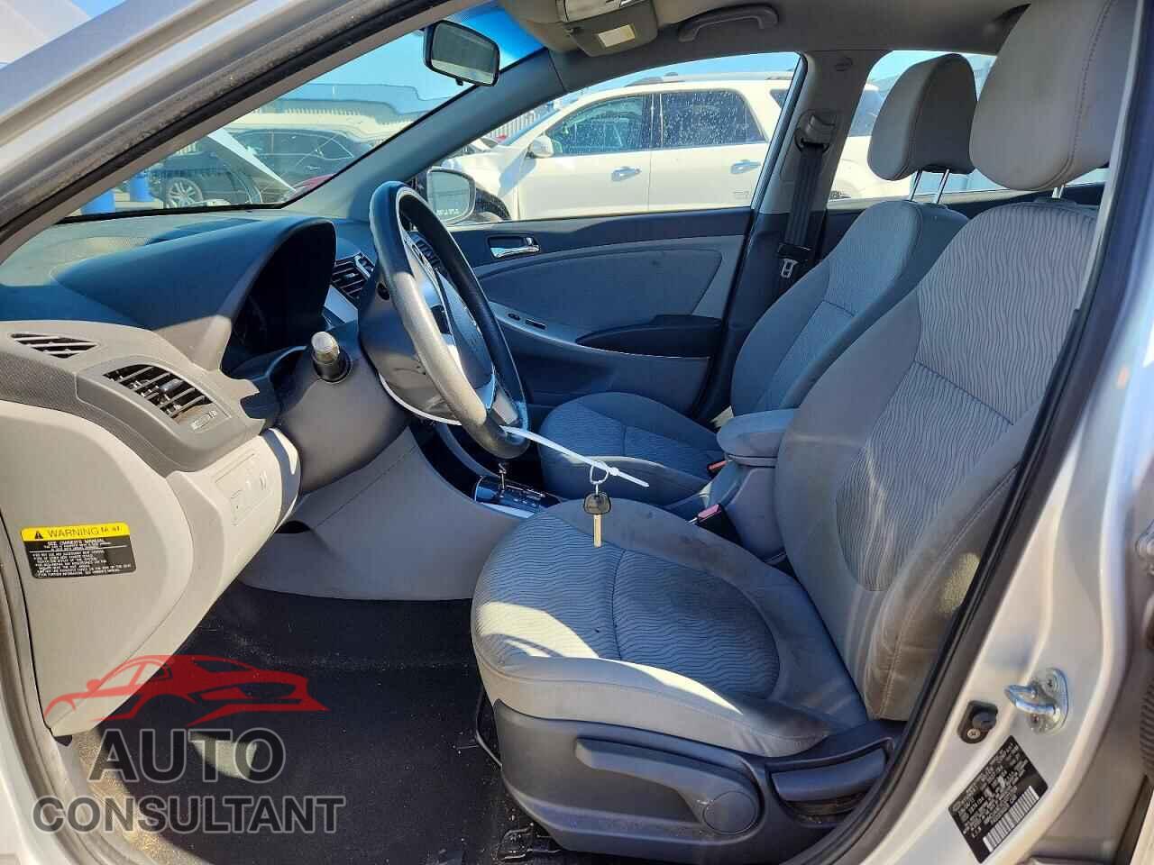 HYUNDAI ACCENT 2012 - KMHCU4AEXCU071704