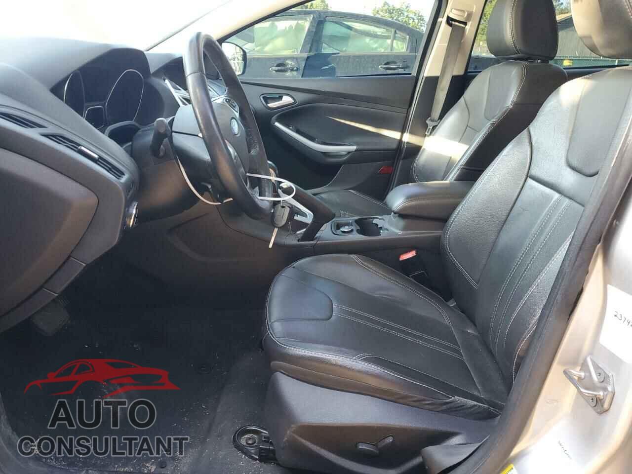 FORD FOCUS 2014 - 1FADP3K27EL333675