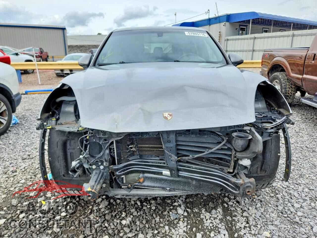 PORSCHE CAYENNE 2016 - WP1AA2A22GLA04233