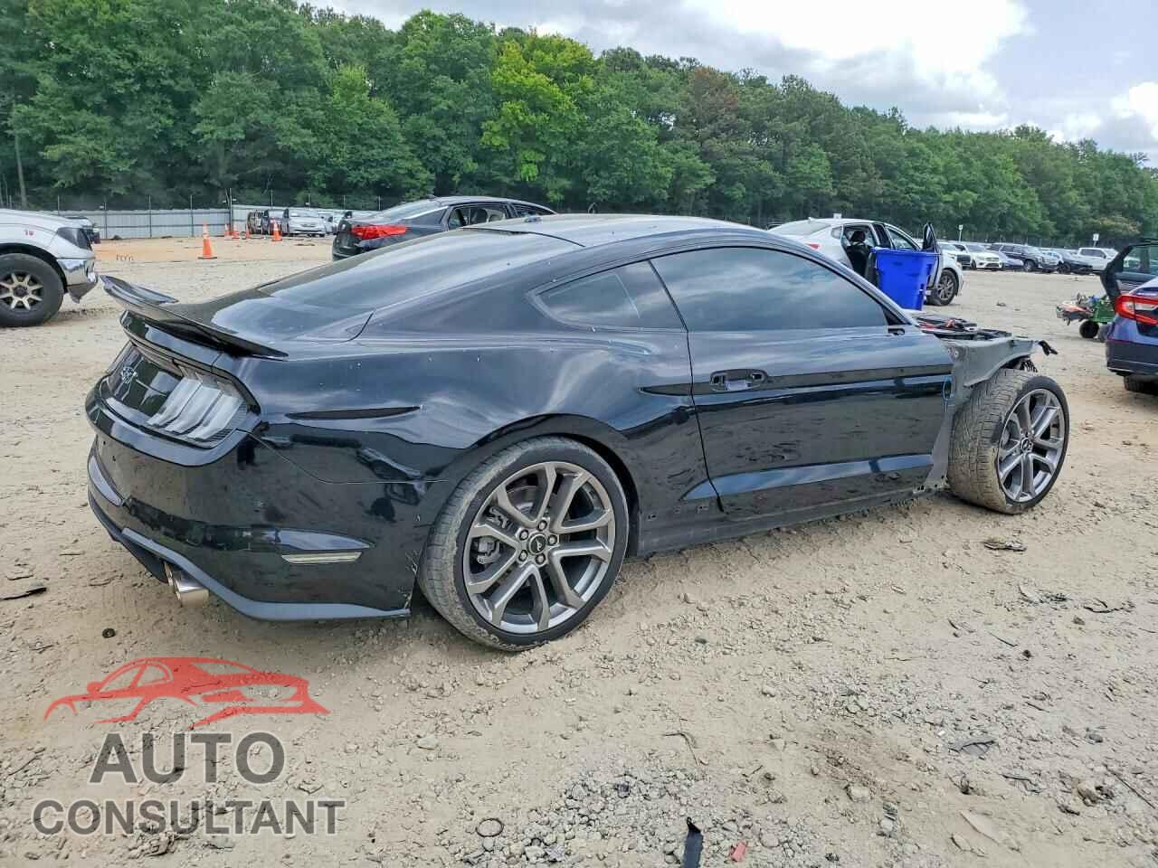 FORD MUSTANG 2018 - 1FA6P8CF7J5117217