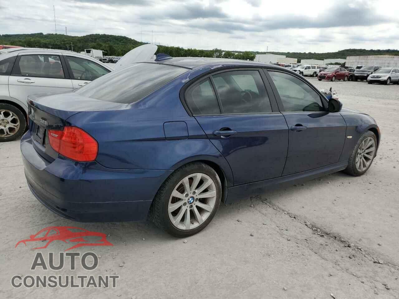 BMW 3 SERIES 2011 - WBAPH7C53BA802155