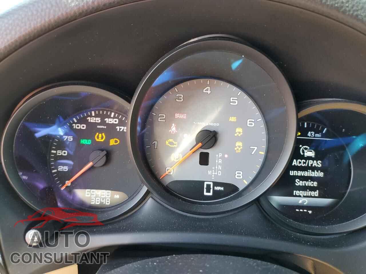 PORSCHE MACAN 2018 - WP1AB2A57JLB32885
