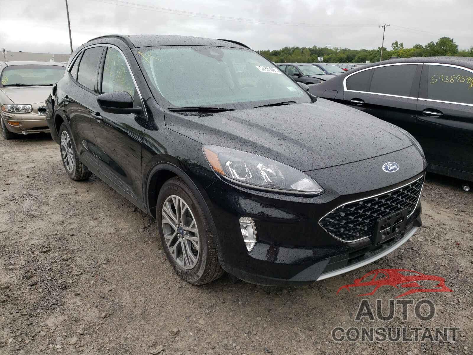FORD ESCAPE 2021 - 1FMCU0H63MUA17640