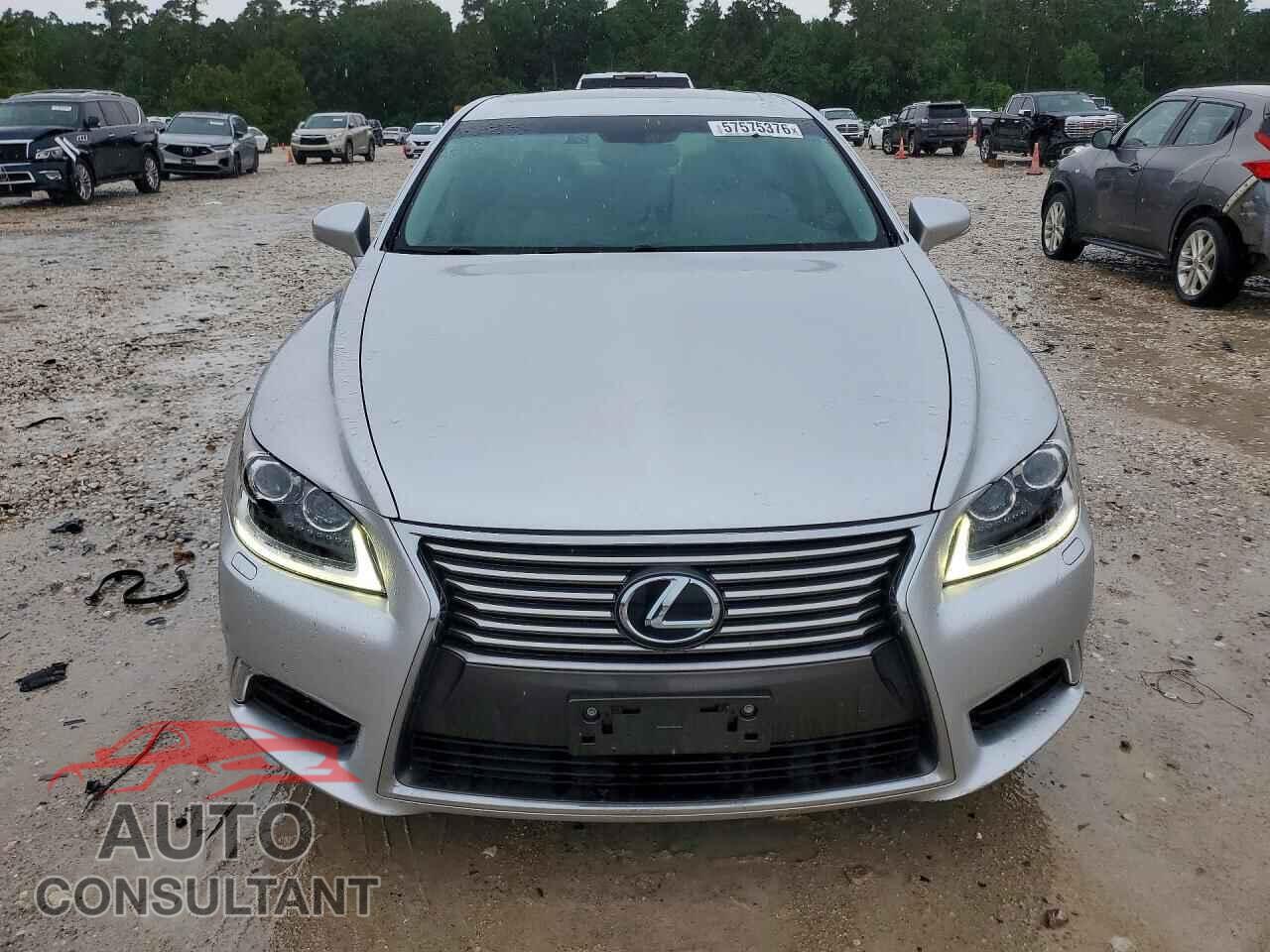 LEXUS LS460 2016 - JTHBL5EF9G5142899