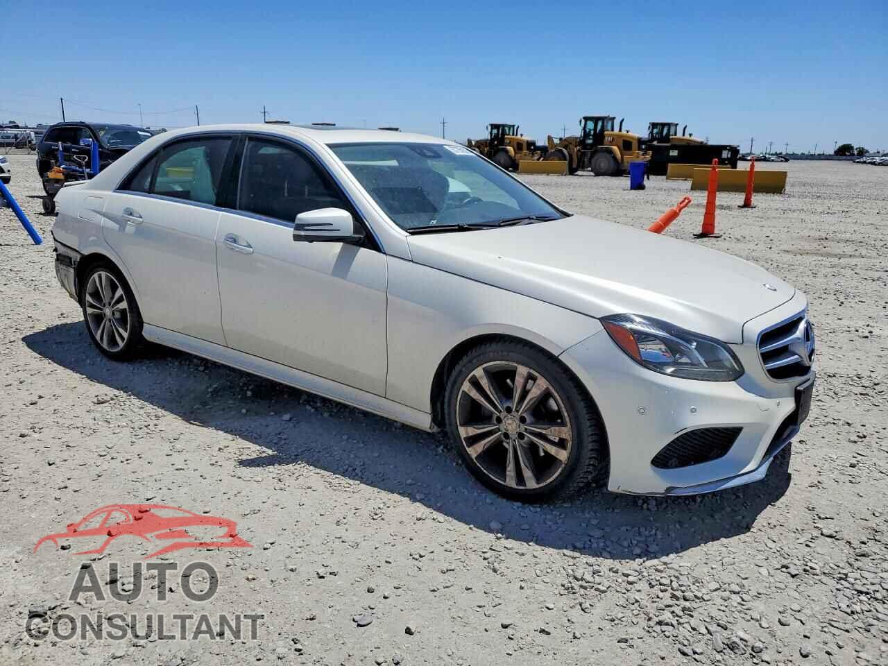 MERCEDES-BENZ E-CLASS 2014 - WDDHF5KB6EA884448