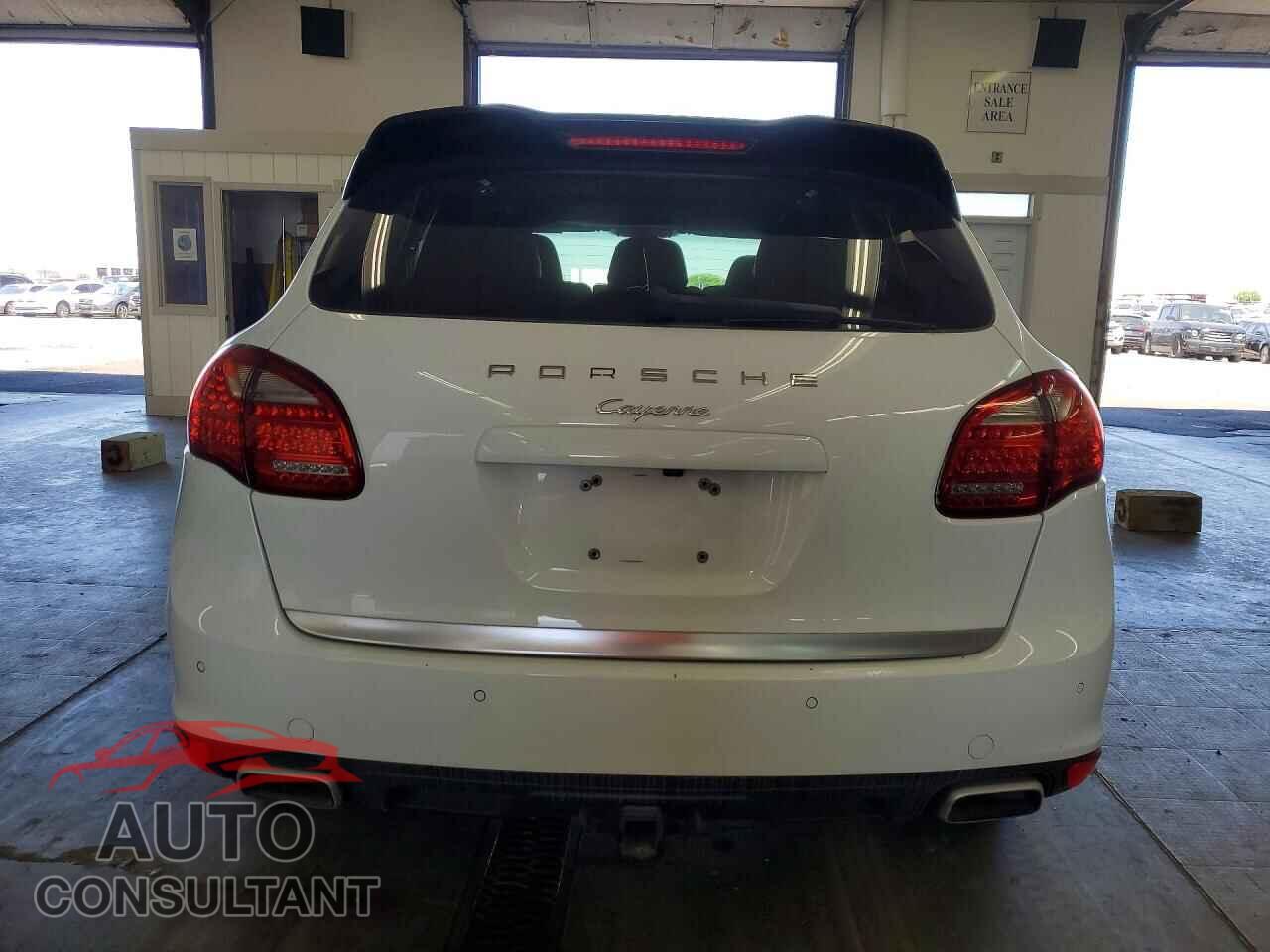 PORSCHE CAYENNE 2013 - WP1AA2A28DLA09822