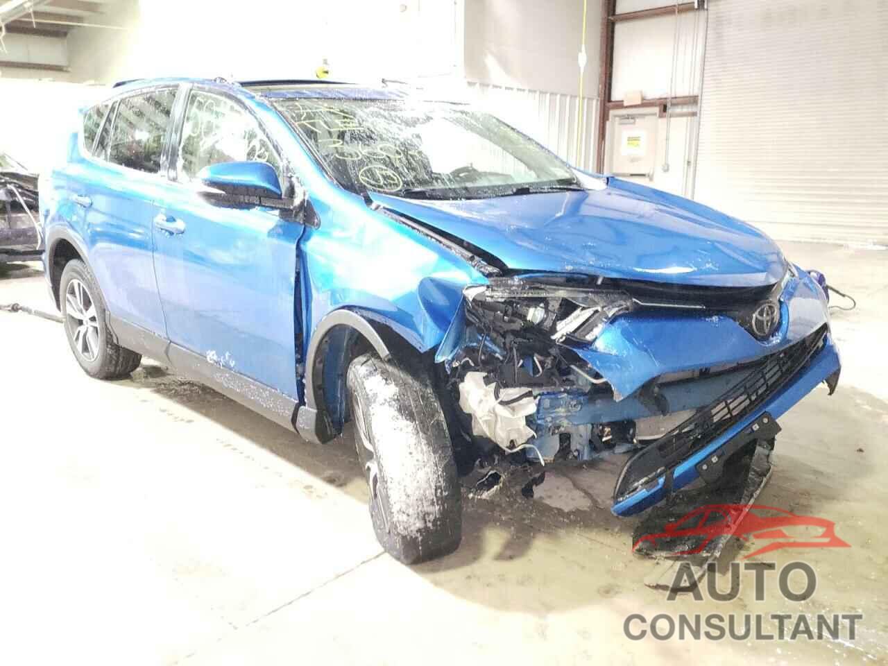 TOYOTA RAV4 2018 - JTMRFREV6JJ188632