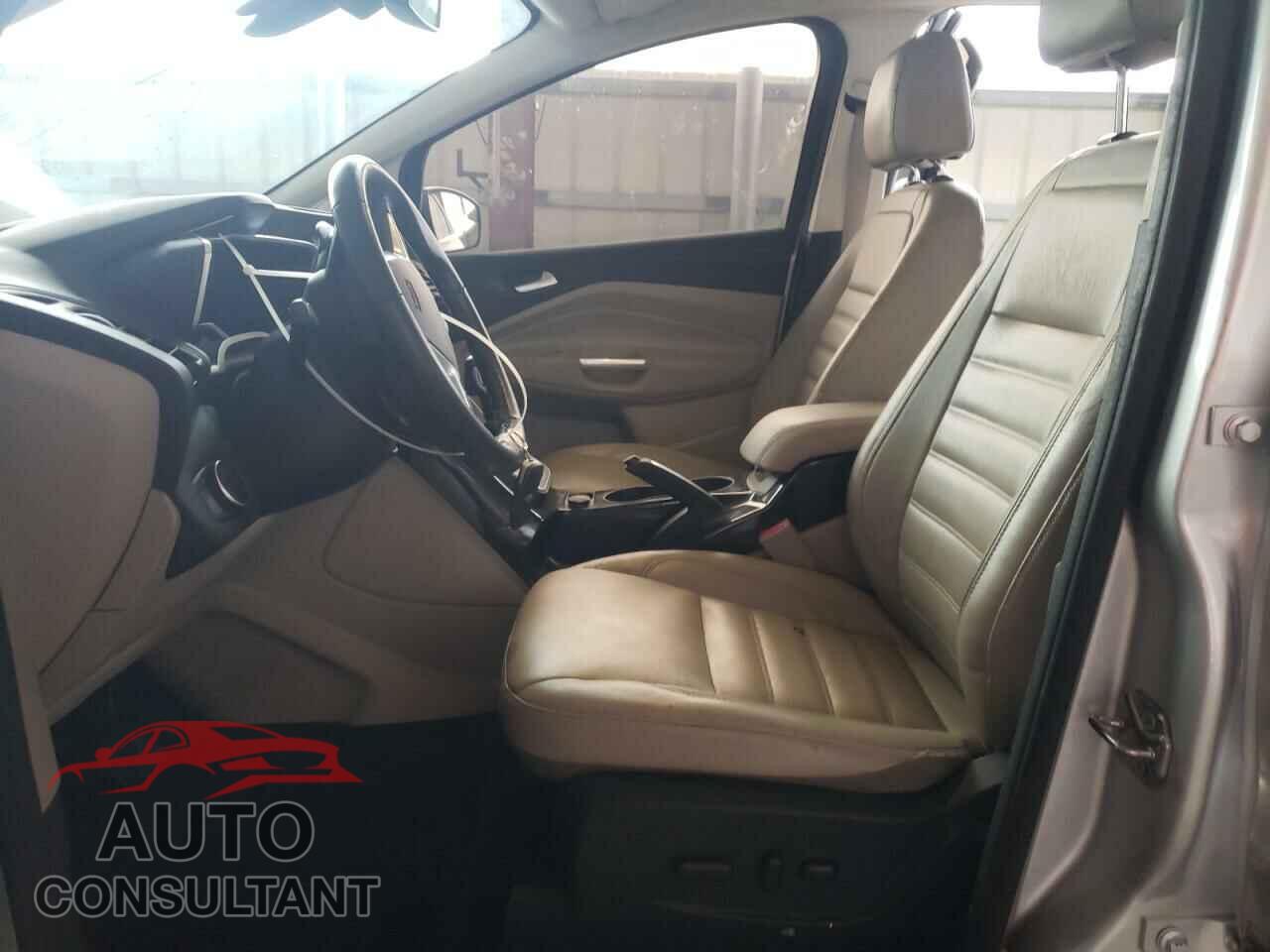 FORD CMAX 2017 - 1FADP5DU7HL112379