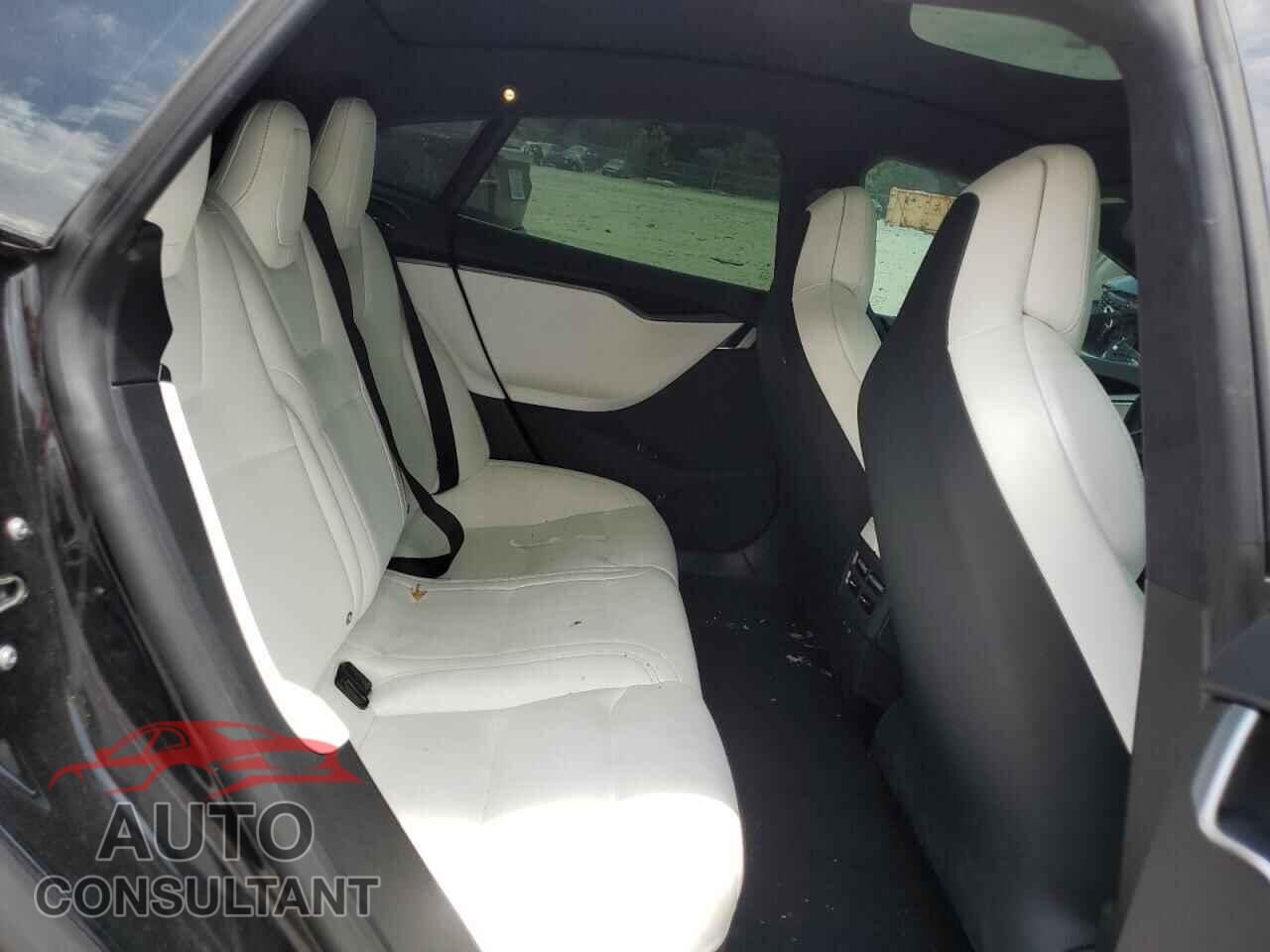 TESLA MODEL S 2020 - 5YJSA1E41LF353540