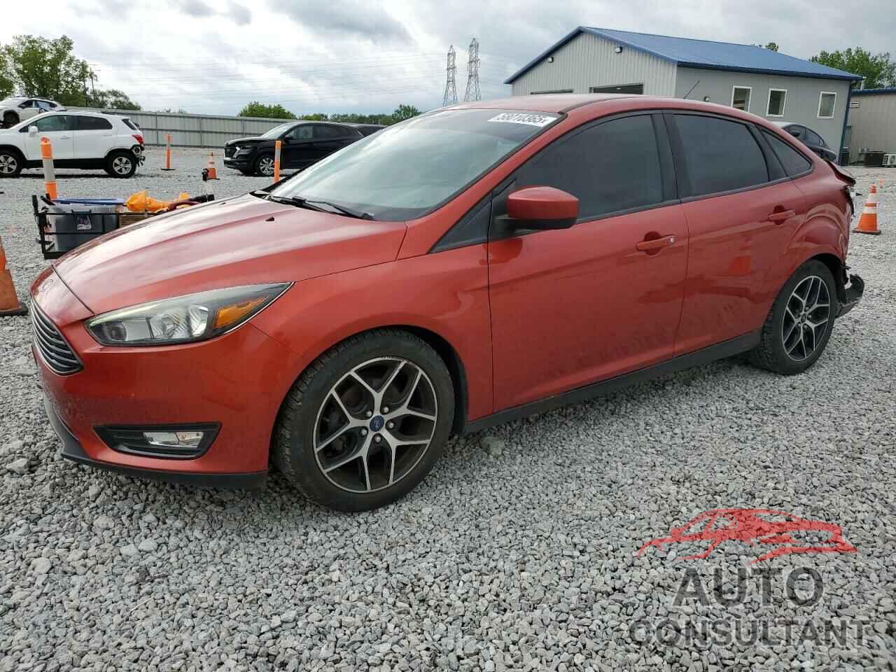 FORD FOCUS 2018 - 1FADP3F2XJL286145