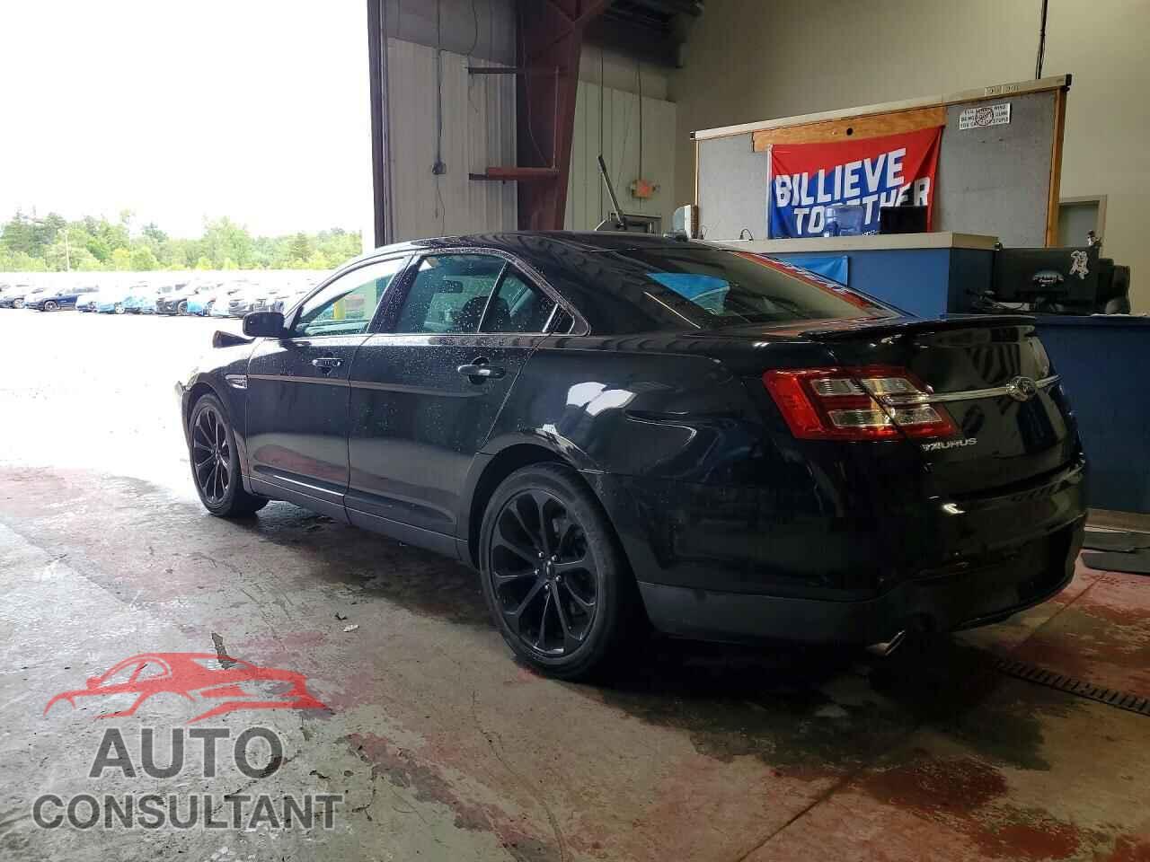 FORD TAURUS 2015 - 1FAHP2E87FG181452